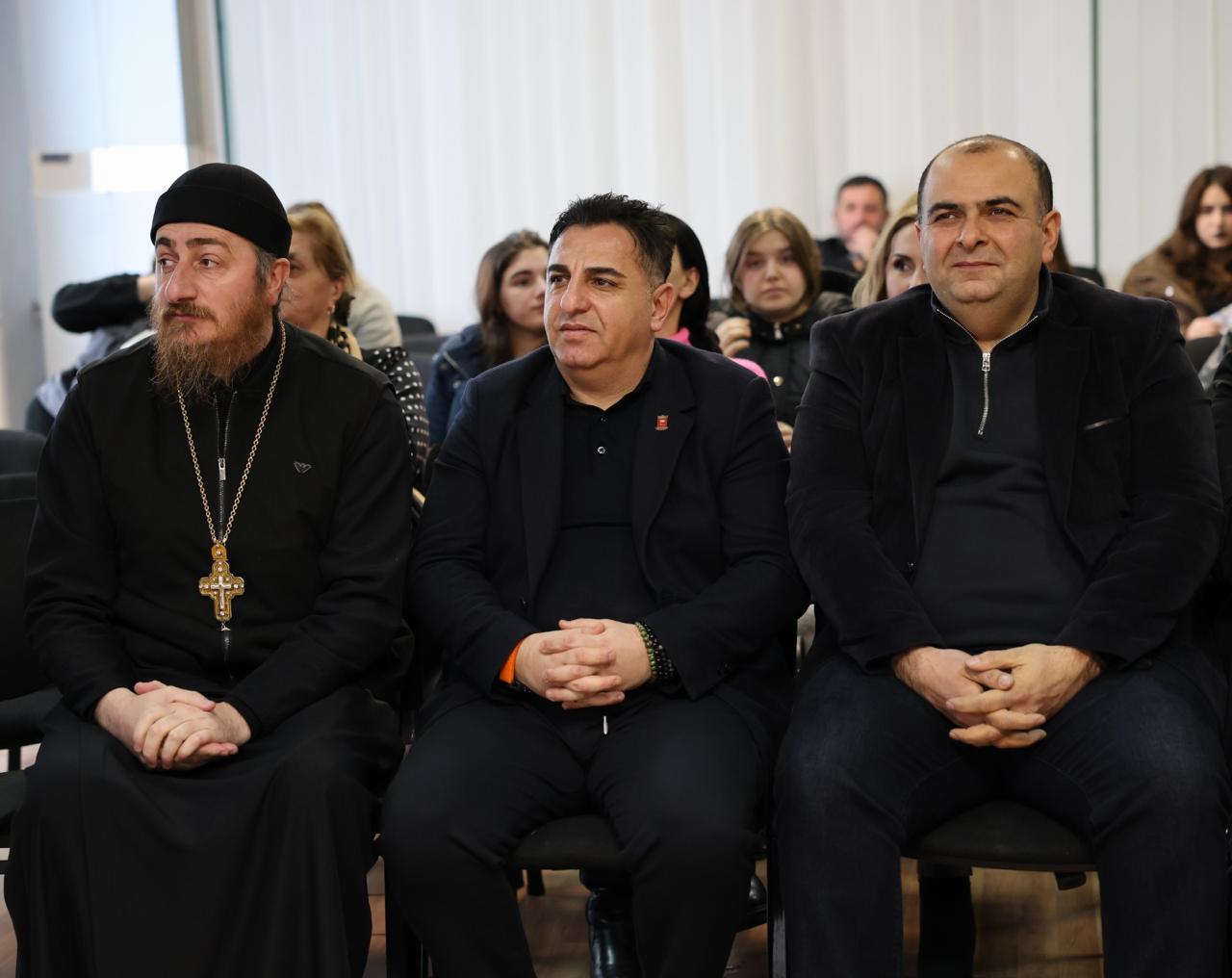 დმანისის მუნიციპალიტეტის მერის ახალგაზრდულმა სათათბირომ 2025 წლის საქმიანობის ანგარიში წარადგინა