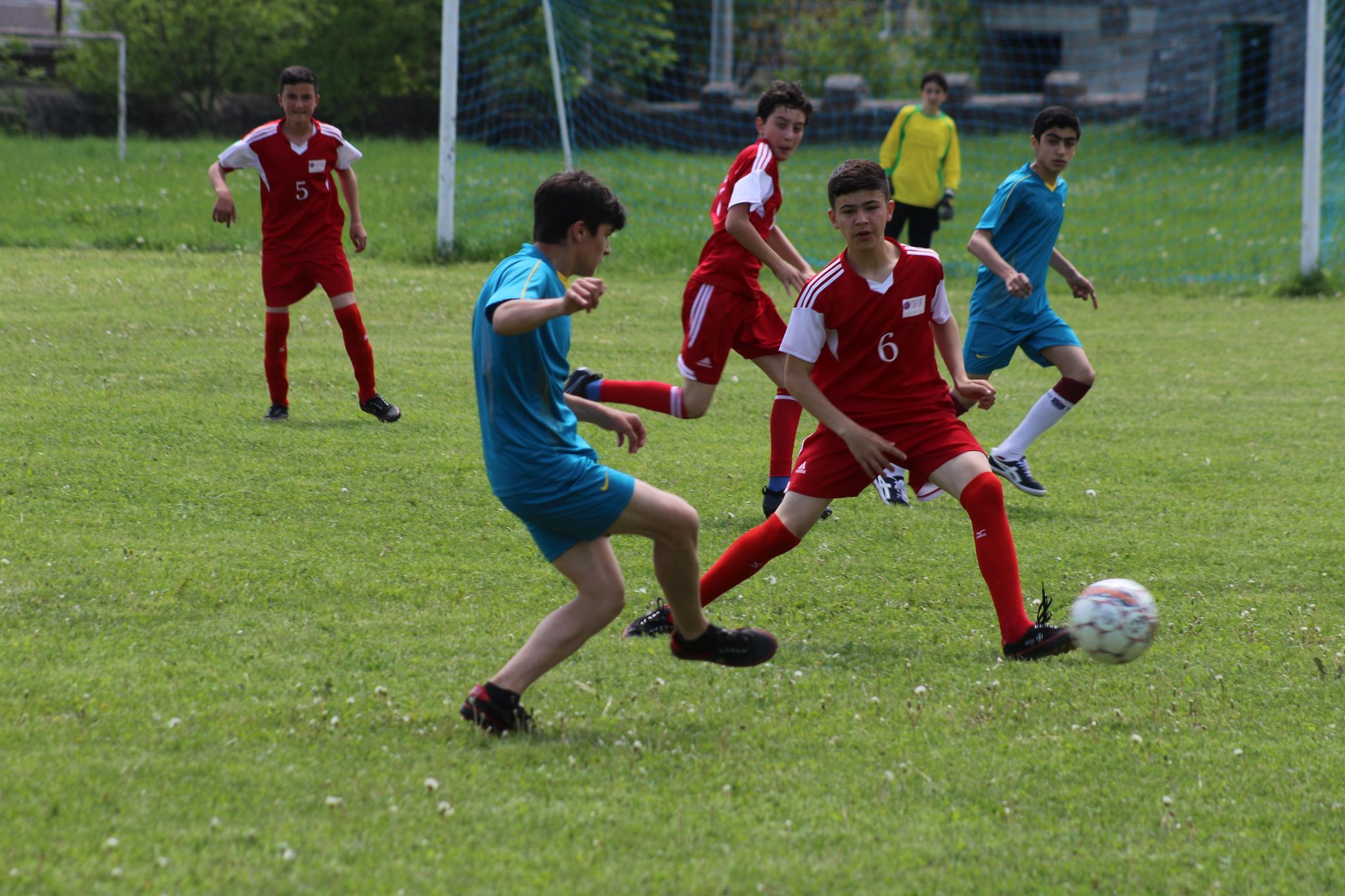 დღეს ქალაქ დმანისის ცენტრალუს სტადიონზე ვლადიმერ მარღანიას სახელობის ჩემპიონატის რიგითი თამაში გაიმართა, სადაც ა(ა)იპ ომარ მუმლაძის სახელობის სპორტული სკოლის ფეხბურთის სექციის გუნდმა ქალაქ მარნეულის მეორე გუნდს უმასპინძლა.