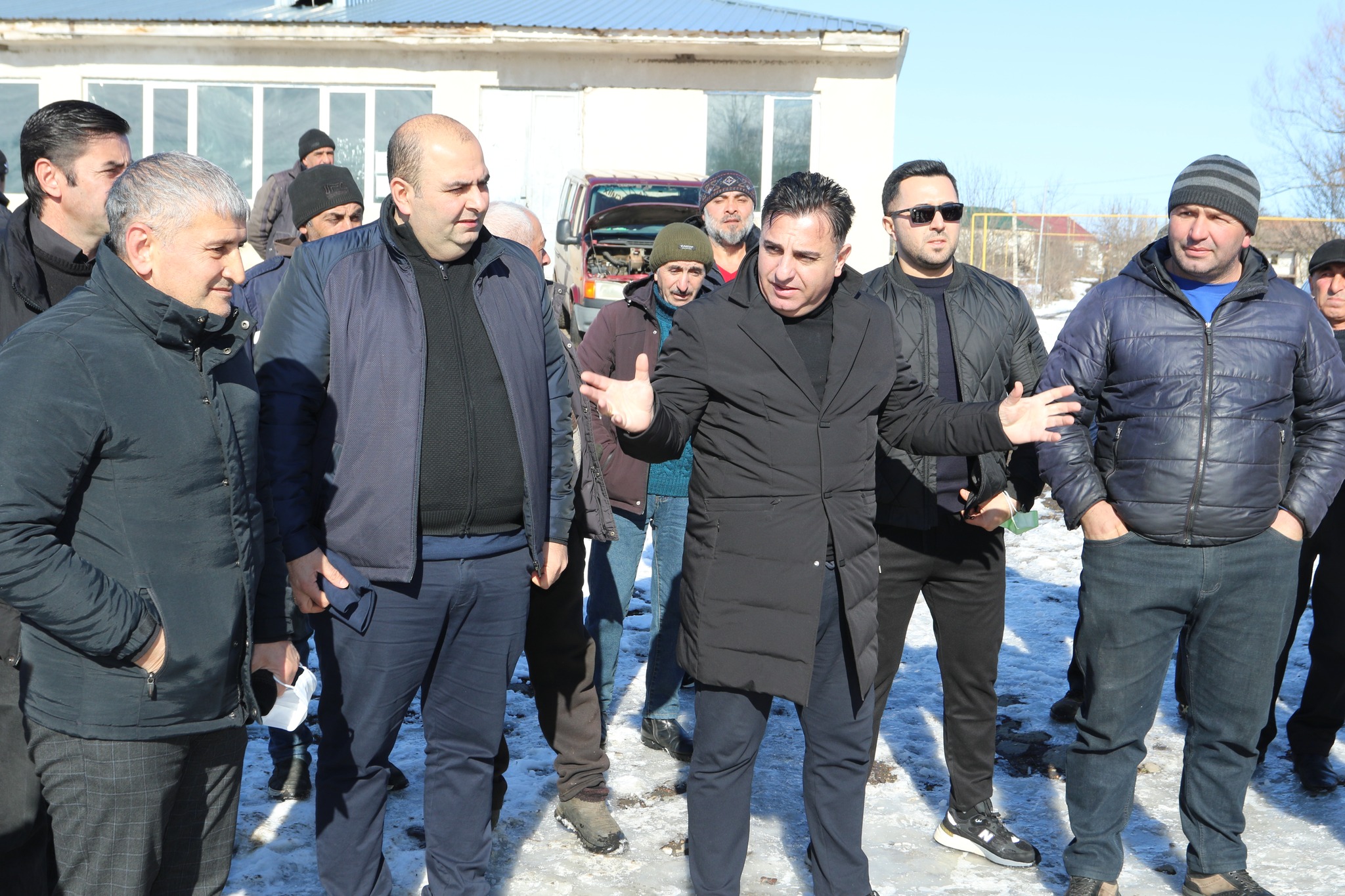 Dmanisi bələdiyyəsinin inzibati ərazi vahidlərində kəndə dəstək proqramı çərçivəsində maliyyələşdiriləcək layihələrin seçilməsi məqsədilə qəsəbənin ümumi yığıncaqlarına start verilib.