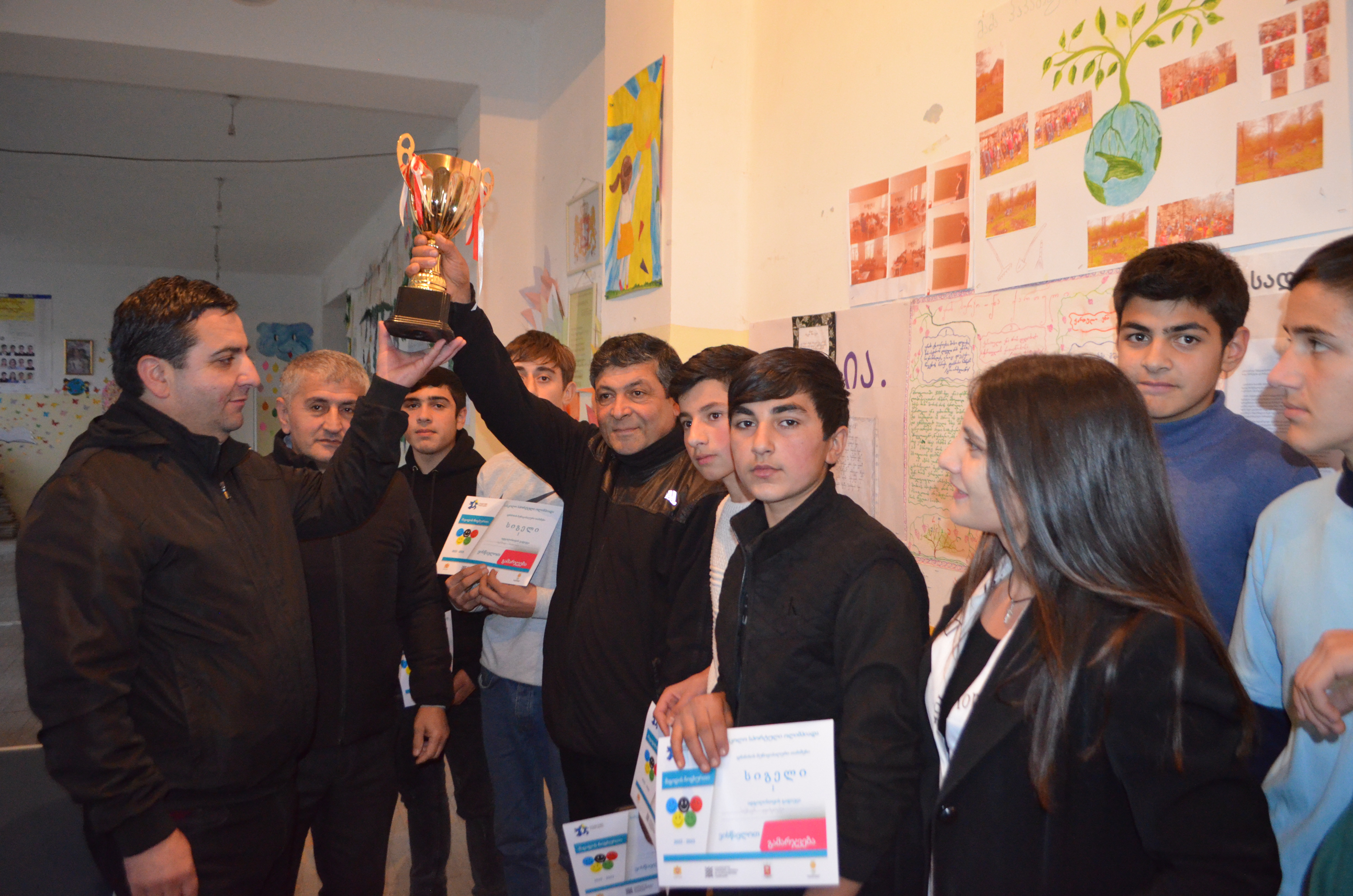 სასკოლო ოლიმპიადის ფარგლებში მაგიდის ჩოგბურთი გაიმართა