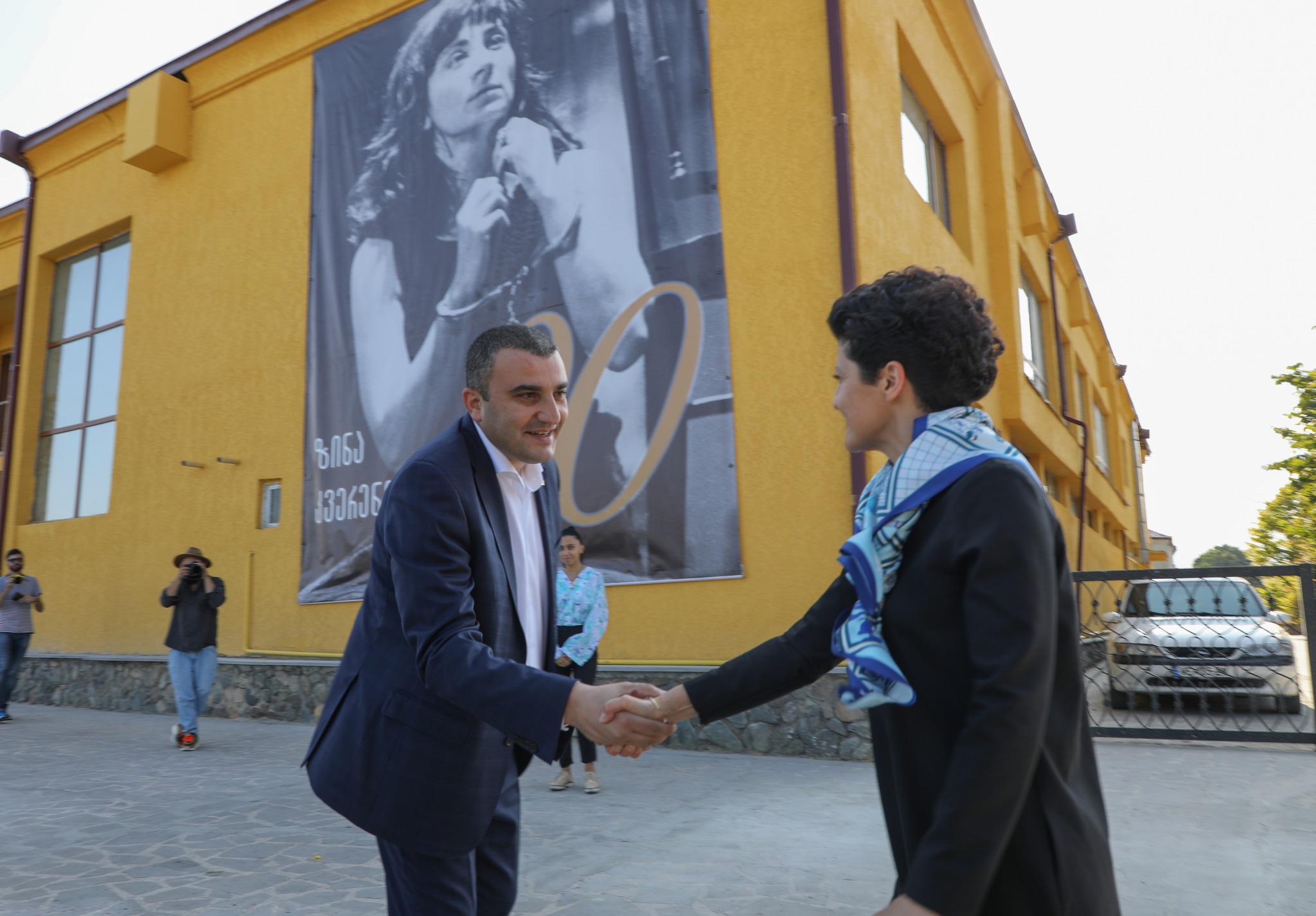 დმანისის თეატრმა ზინაიდა კვერენჩხილაძის 90 წლის იუბილე აღნიშნა.