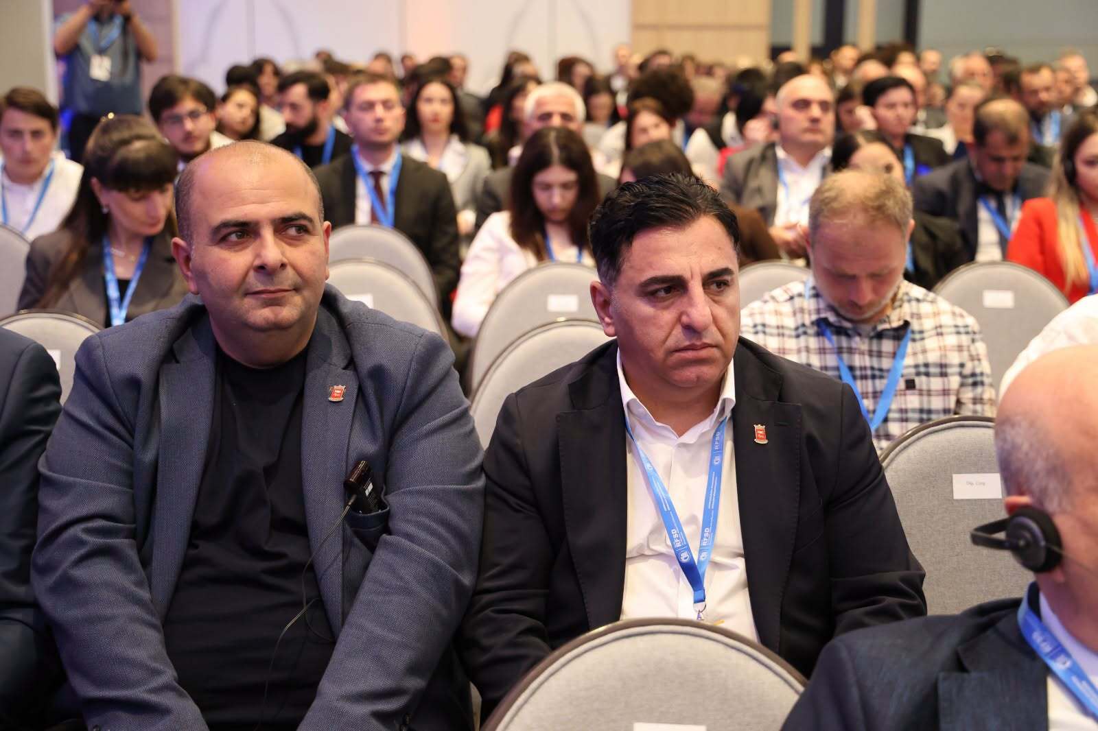 თბილისში მდგრადი განვითარების XVI რეგიონული ფორუმი – „მდგრადი განვითარება სოციალურ-ეკონომიკური კეთილდღეობისთვის“ გაიმართა. ღონისძიებას ქვემო ქართლში სახელმწიფო რწმუნებულ ილია ჯალაღანიასთან ერთად, დმანისის მუნიციპალიტეტის მერი კობა მურადაშვილი და საკრებულო