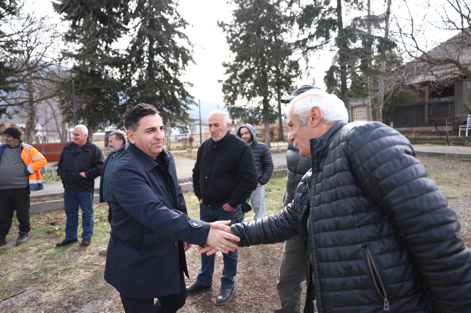 დმანისის მუნიციპალიტეტის ადმინისტრაციულ ერთეულებში, სოფლის მხარდაჭერის პროგრამის ფარგლებში განსახორციელებელი პროექტების შერჩევის მიზნით მოსახლეობასთან შეხვედრები დღეს ბოსლების, აზერბაიჯანული კაკლიანის, ვარდისუბნის, დიდი და პატარა დმანისის, მაშავერას მოსა