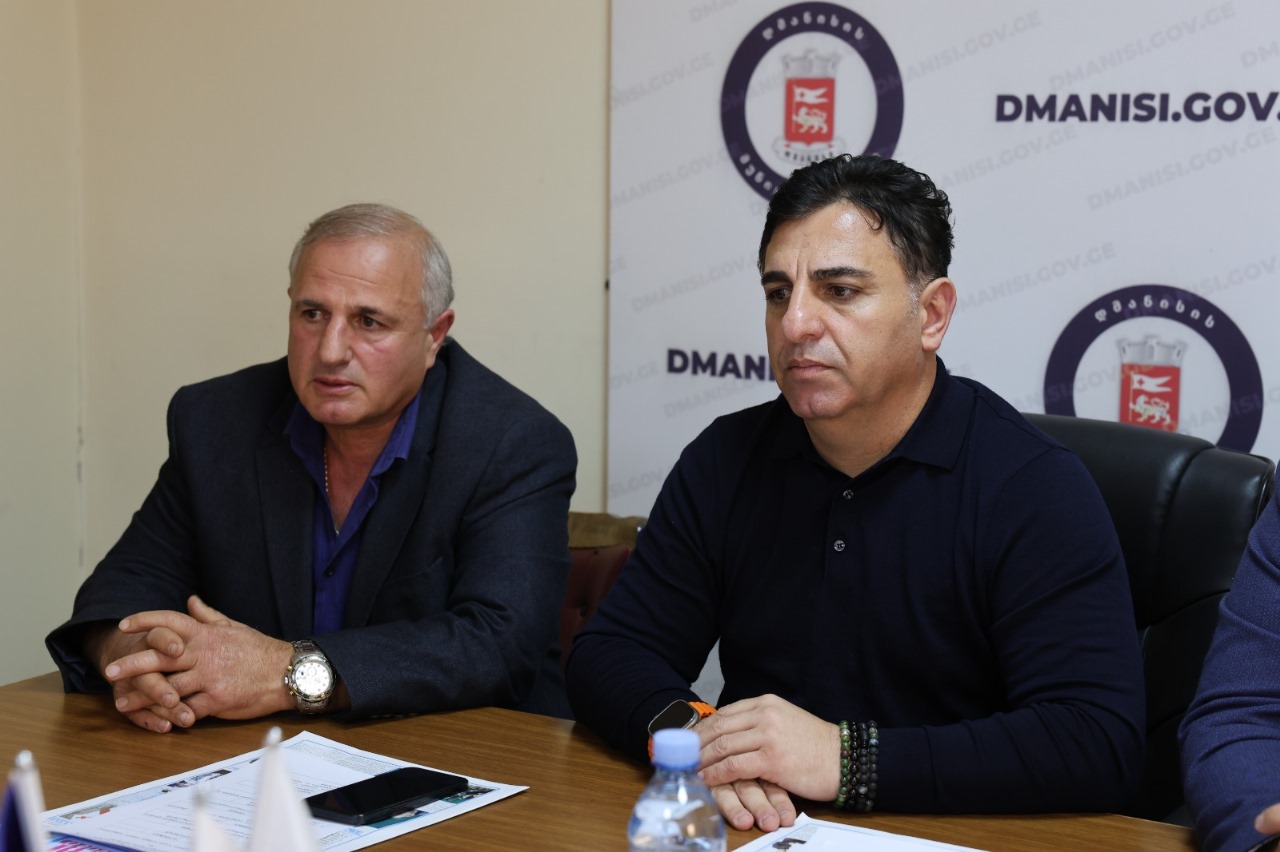 დმანისის მუნიციპალიტეტის ახლად არჩეული საკრებულო უფლებამოსილებას შეუდგა