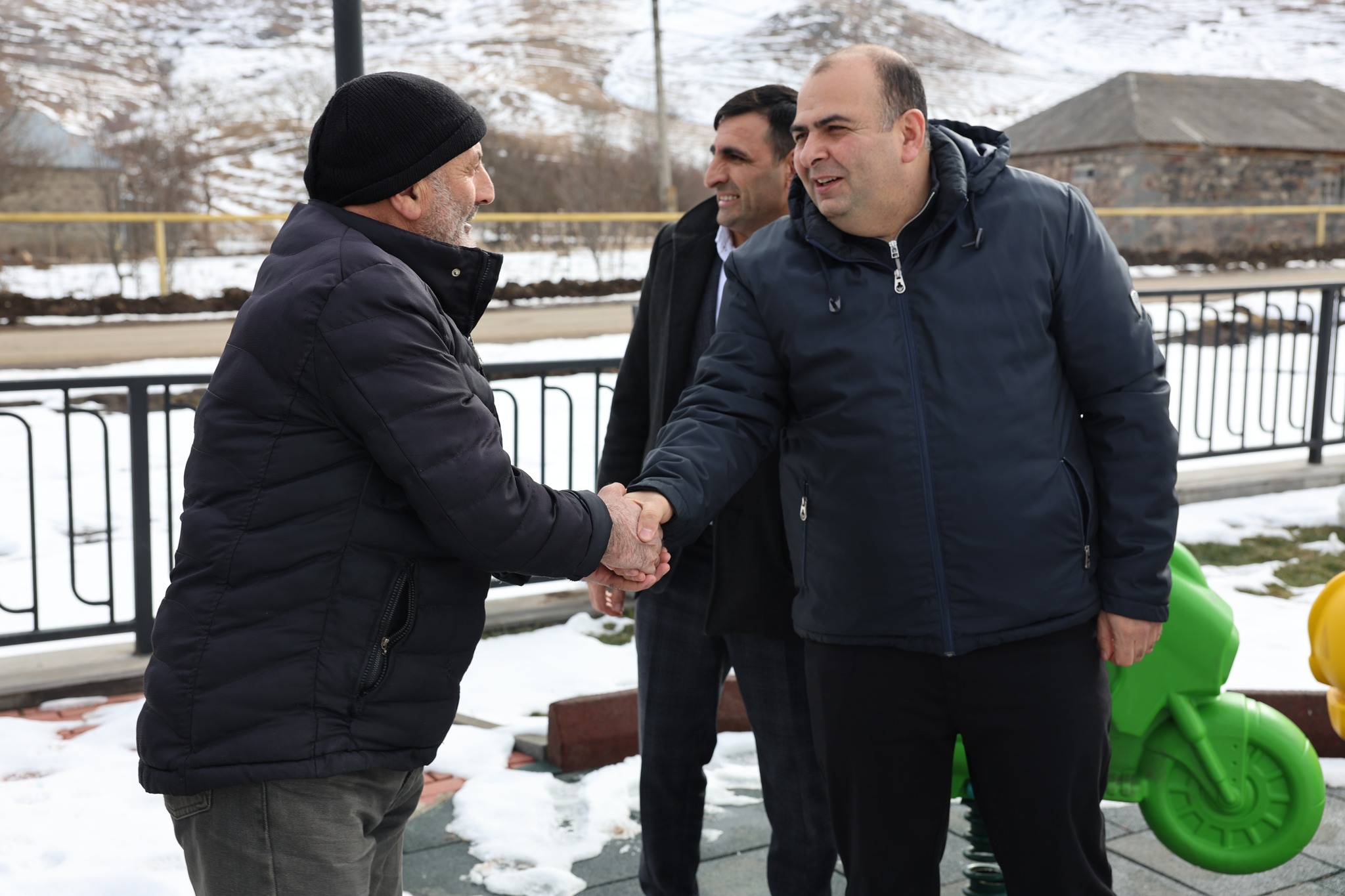 სოფლის მხარდაჭერის პროგრამის ფარგლებში, პრიორიტეტების განსაზღვრის მიზნით, დმანისის მუნიციპალიტეტში მოსახლეობასთან შეხვედრები აქტიურად გრძელდება.