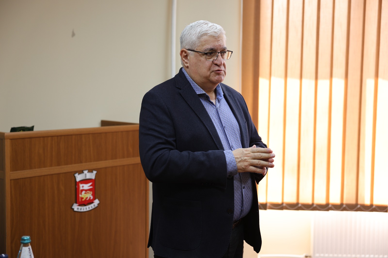 დაზღვევის დღის კვირეულის ფარგლებში, დმანისში მუნიციპალიტეტის ხელმძღვანელ პირებთან სამუშაო შეხვედრა გაიმართა. შეხვედრას დმანისის მერი კობა მურადაშვილი, საკრებულოს თავმჯდომარე პაატა ყულიაშვილი და მუნიციპალიტეტის თანამშრომლები დაესწრნენ.