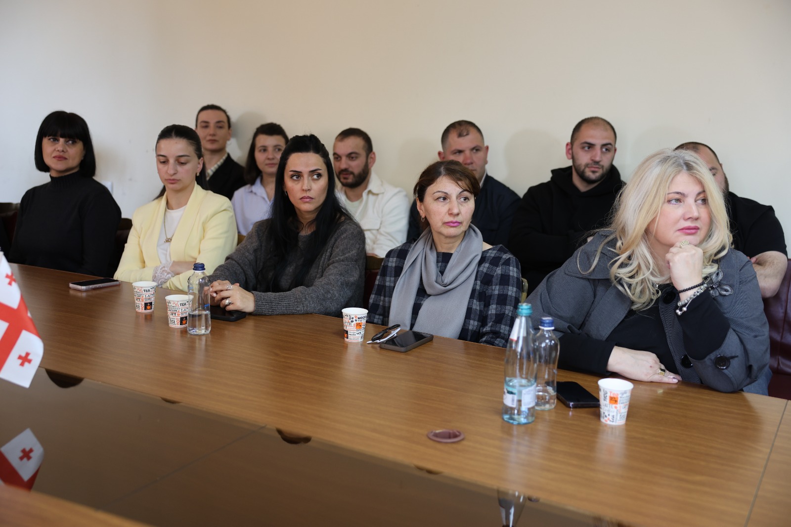 დაზღვევის დღის კვირეულის ფარგლებში, დმანისში მუნიციპალიტეტის ხელმძღვანელ პირებთან სამუშაო შეხვედრა გაიმართა. შეხვედრას დმანისის მერი კობა მურადაშვილი, საკრებულოს თავმჯდომარე პაატა ყულიაშვილი და მუნიციპალიტეტის თანამშრომლები დაესწრნენ.
